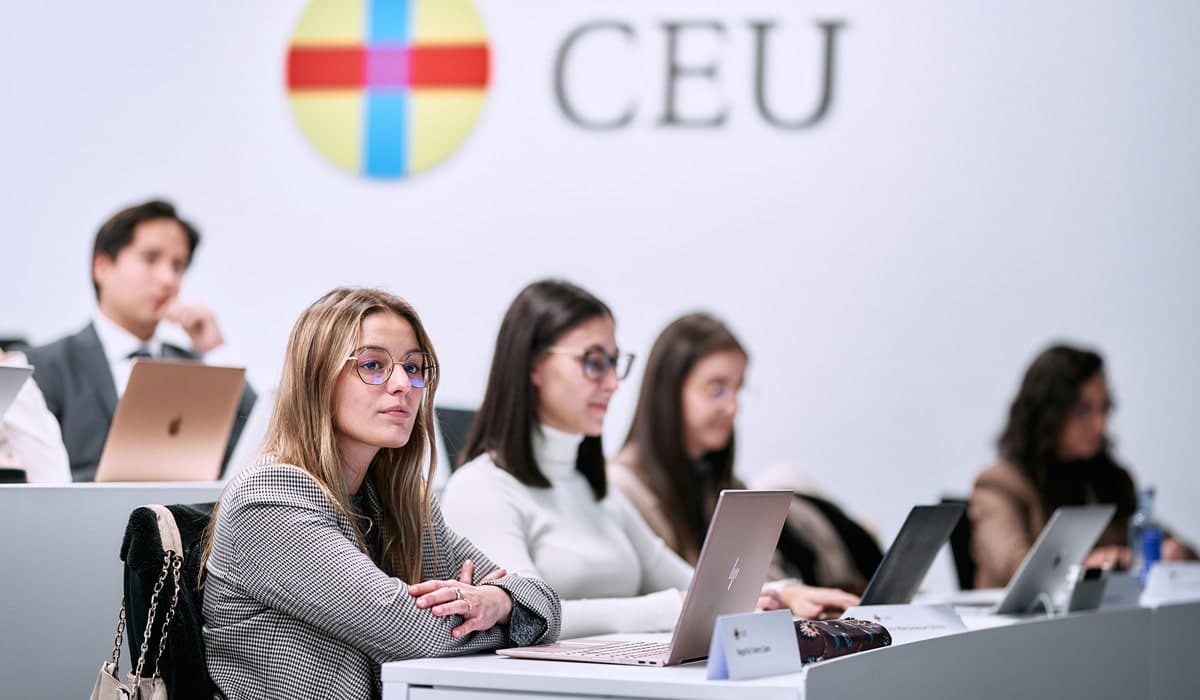 El Open Day de los másteres de Derecho del CEU